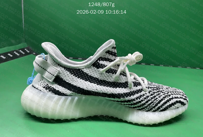 Yeezy 350 LW ZEBRA 4