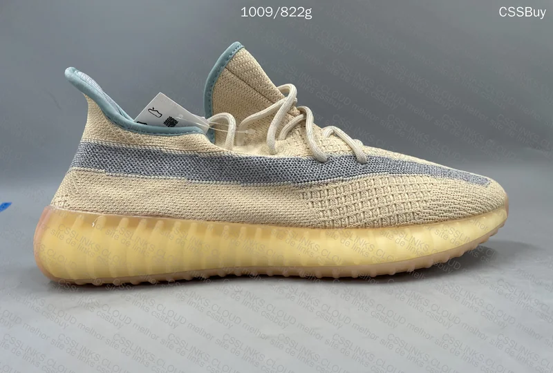 Yeezy 350 in Nike Box 7