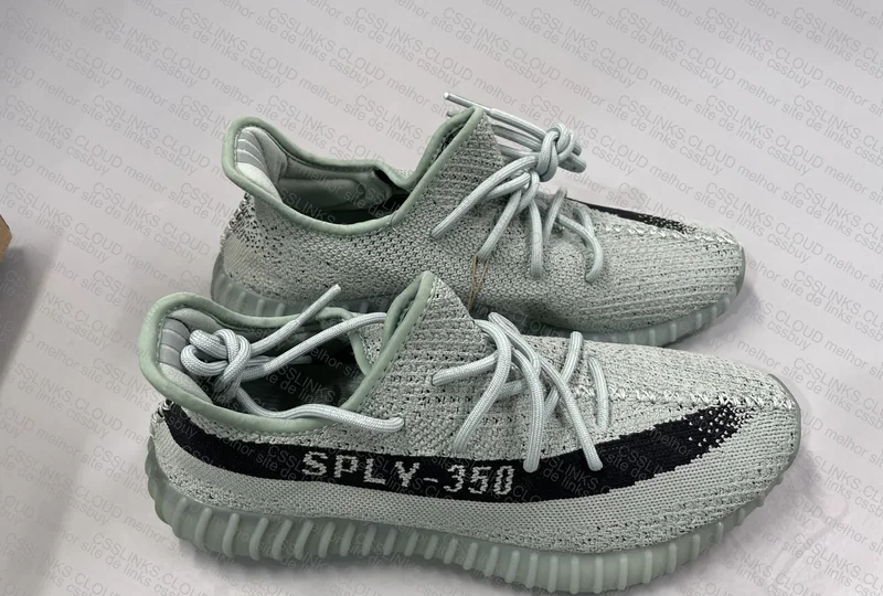 YEEZY 350 "OG" 2
