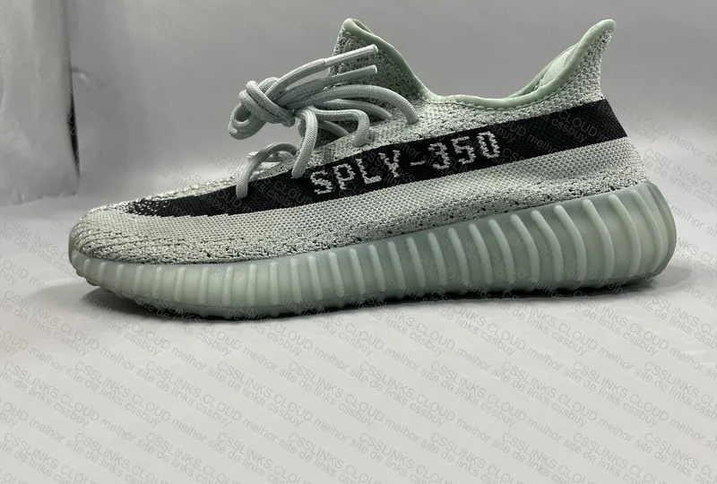 YEEZY 350 "OG" 5