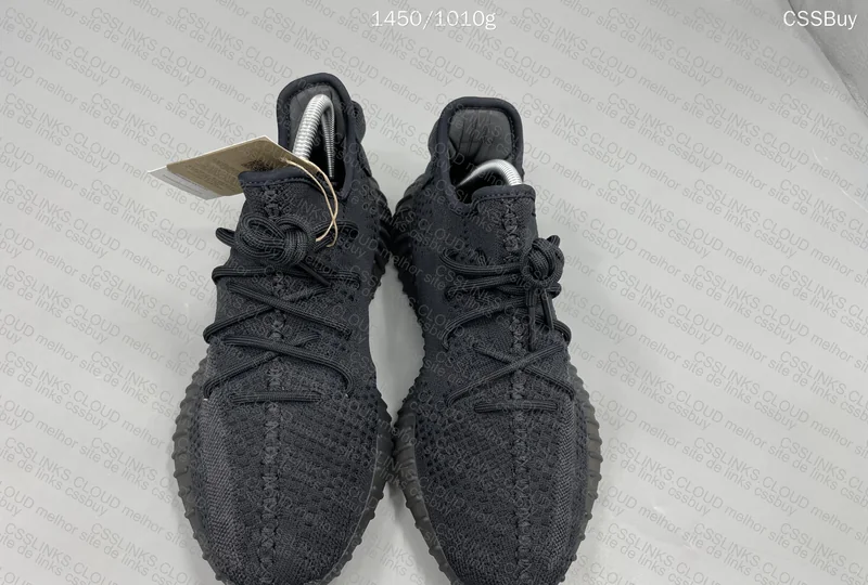 Yeezy 350 Onyx GL?