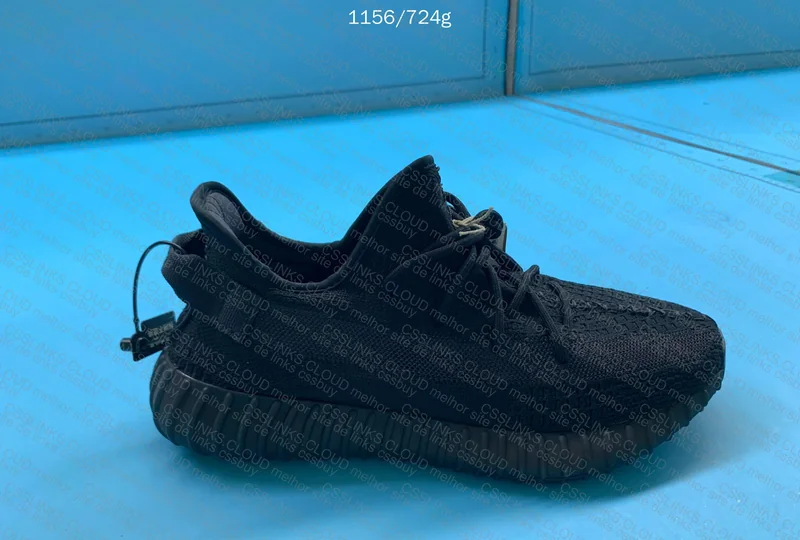 yeezy 350 onyx 3