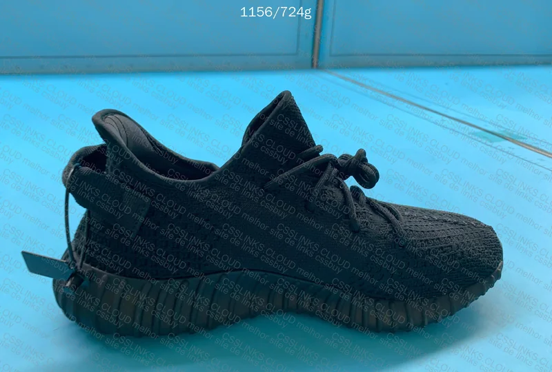 yeezy 350 onyx 6