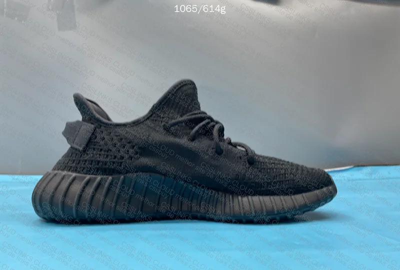 Yeezy 350 Onyx Black 7