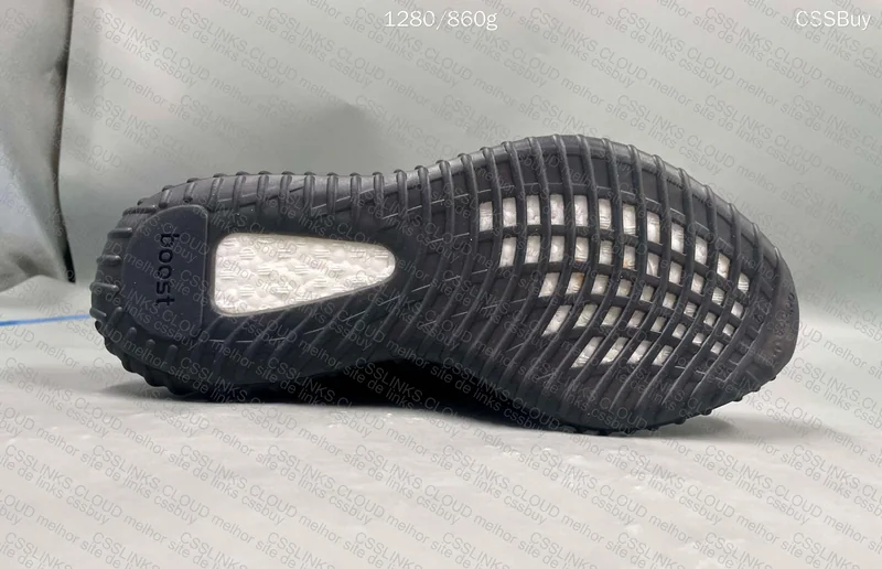 Yeezy 350 Onyx, LW from Capuccino 6