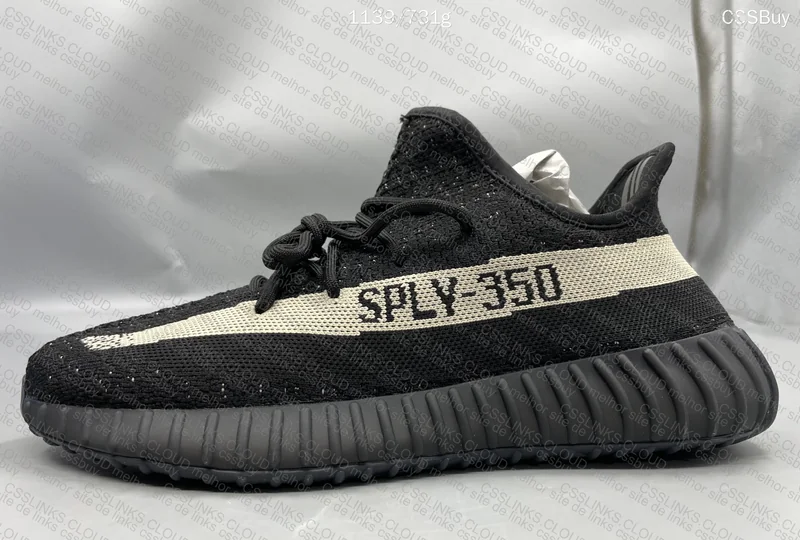Yeezy 350 Oreo 4