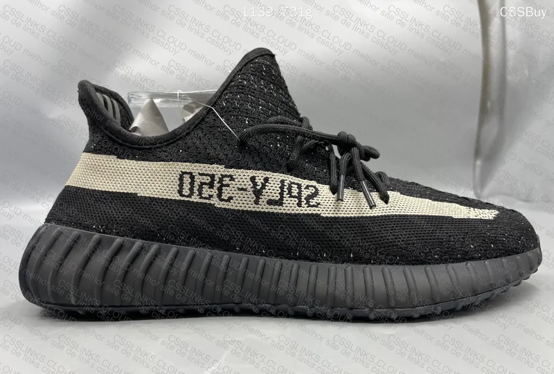 Yeezy 350 Oreo 9