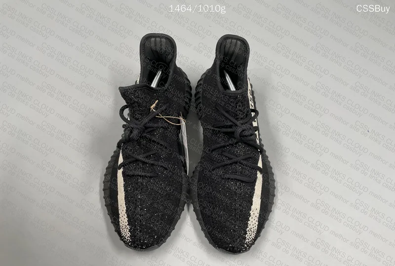 Yeezy 350 Oreo