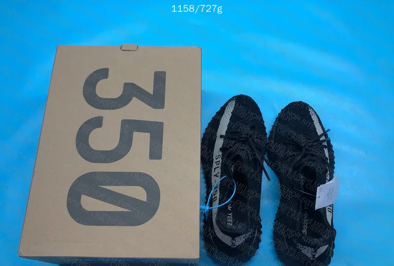 yeezy 350 oreo