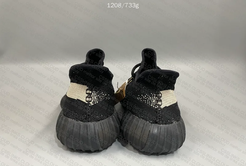 YEEZY 350 OREO (SLW) 3