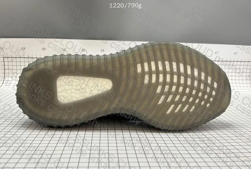 Yeezy 350 / OVO 5