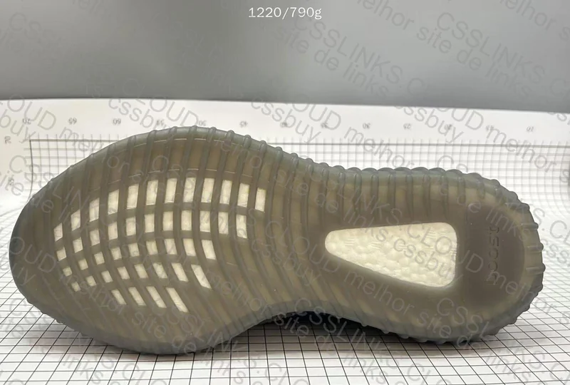 Yeezy 350 / OVO 7