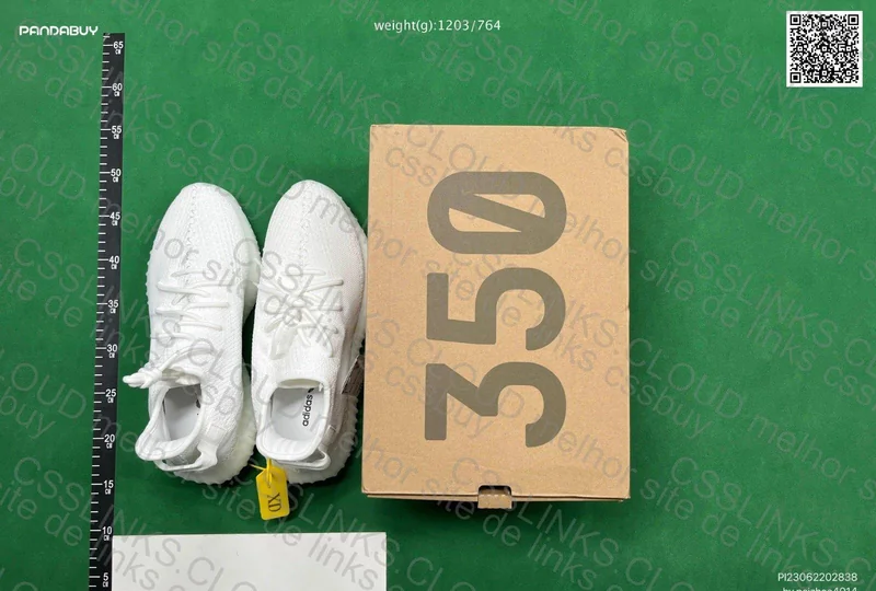 YEEZY 350 (PRIMEIRA COMPRA) 5