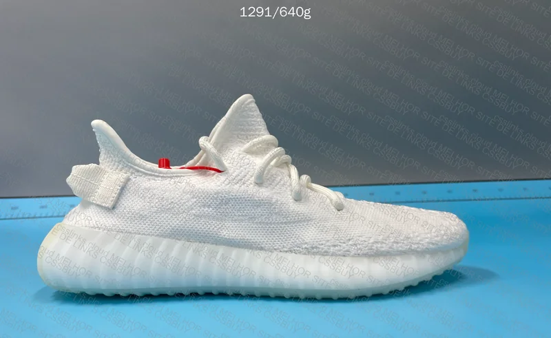 Yeezy 350 pure white 4