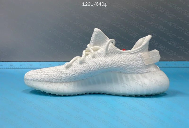 yeezy 350 pure white 170y 7