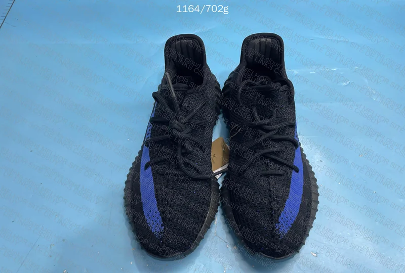 Yeezy 350 - Sale OG