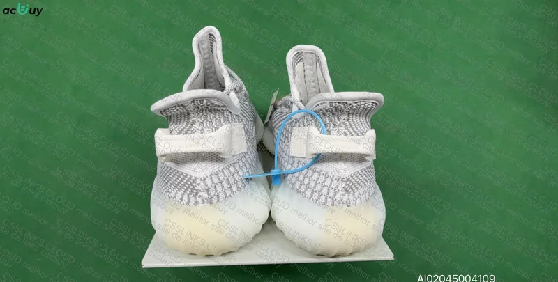 YEEZY 350 STATIC
