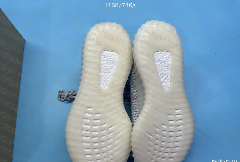 Yeezy 350 Static 8