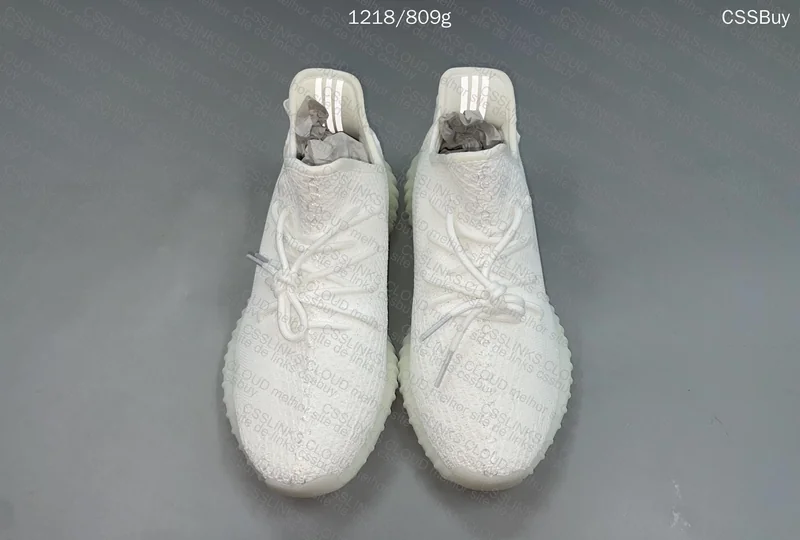yeezy 350 triple white