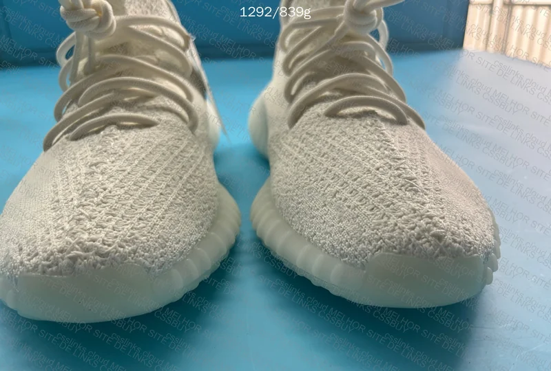 yeezy 350 triple white 3
