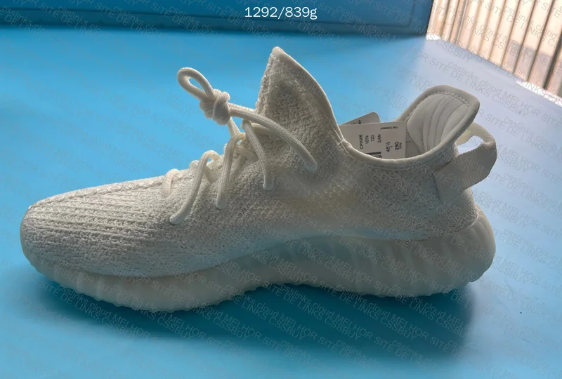 yeezy 350 triple white 6