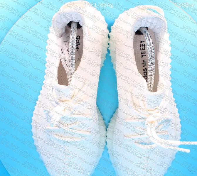 Yeezy 350 Triple White GTR