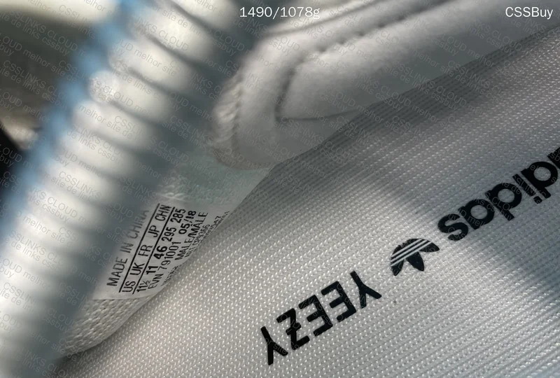 Yeezy 350 "Triple White" (LW)