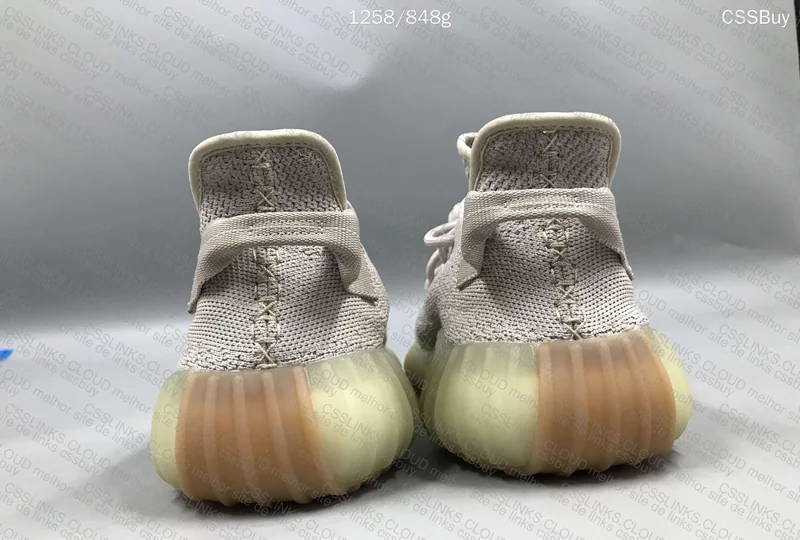 Yeezy 350 v2 5