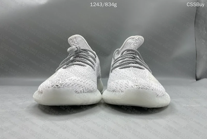 YEEZY 350 V2 9