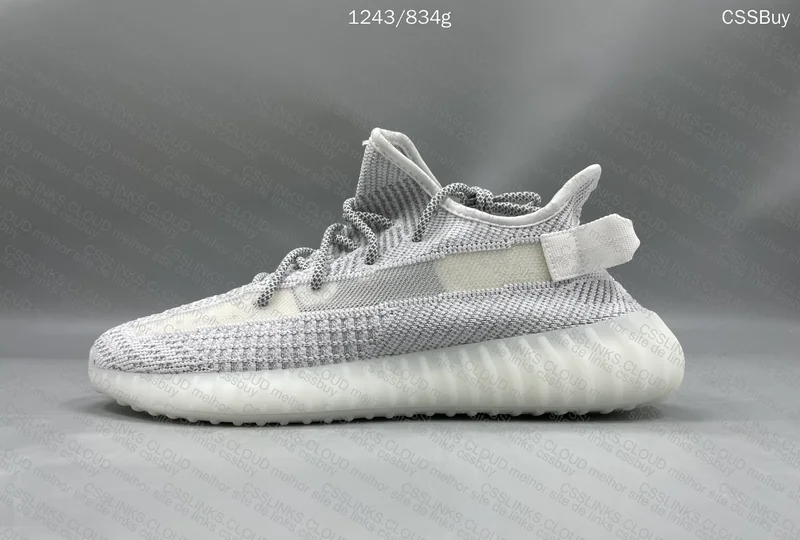 YEEZY 350 V2 9