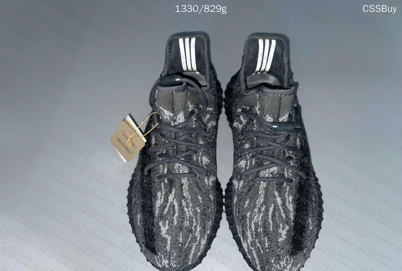 yeezy 350 v2