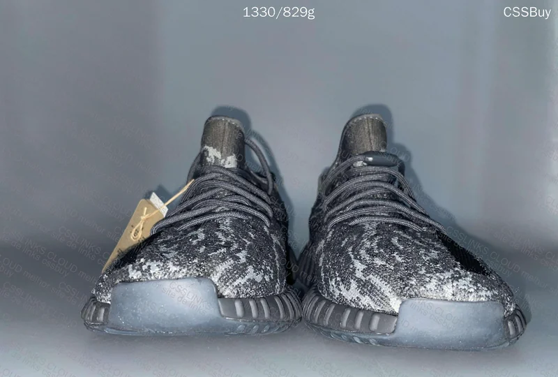 yeezy 350 v2 2