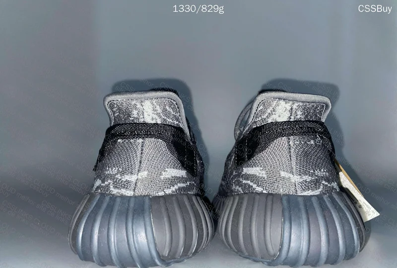 yeezy 350 v2 3