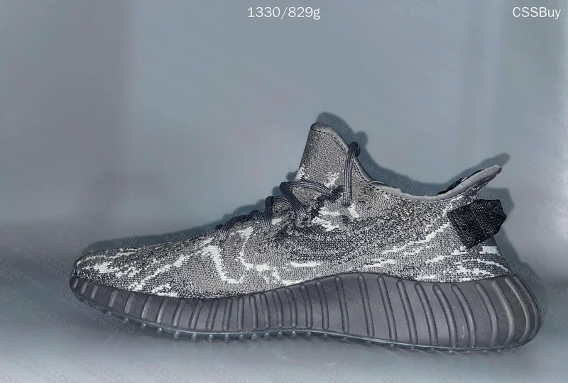 yeezy 350 v2 4