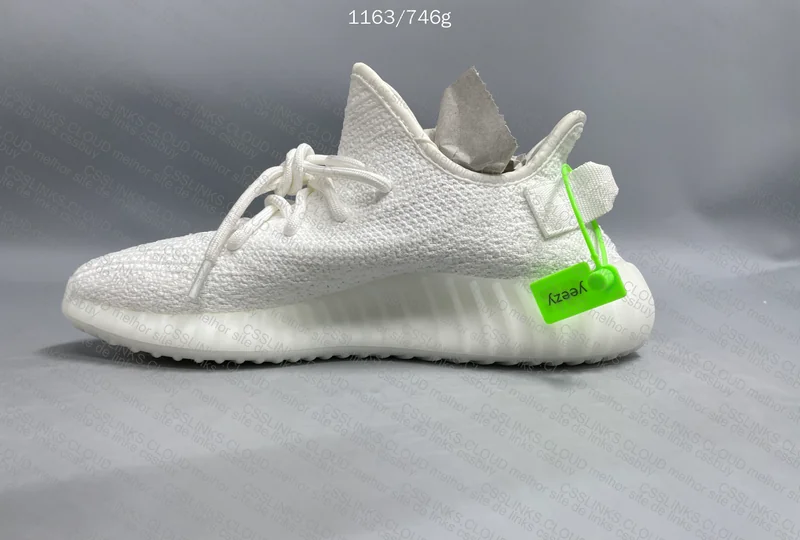 YEEZY 350 V2 7