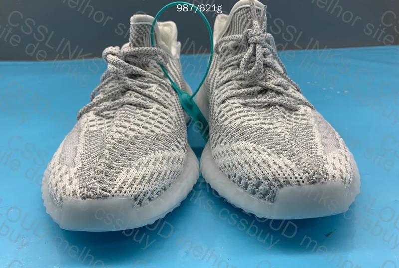 YEEZY 350 V2 3