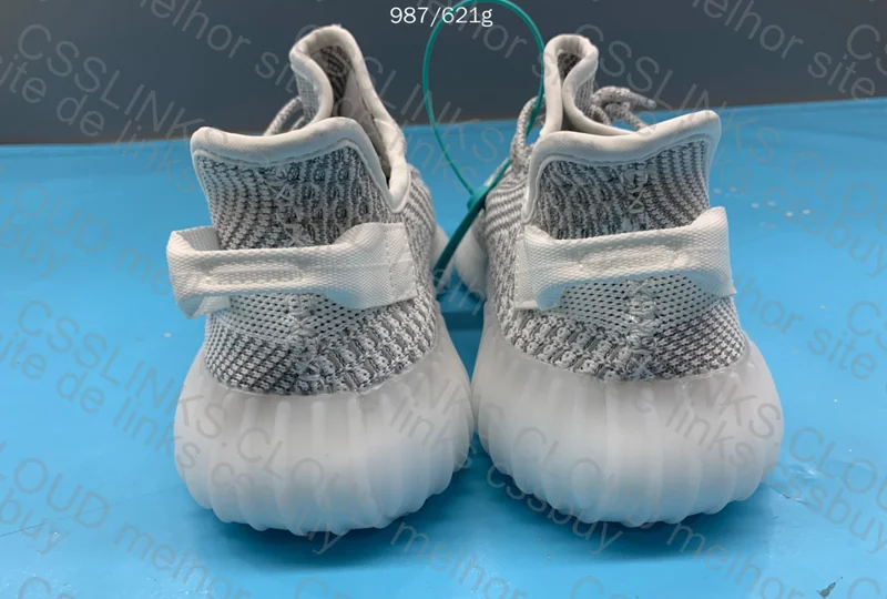 YEEZY 350 V2 4