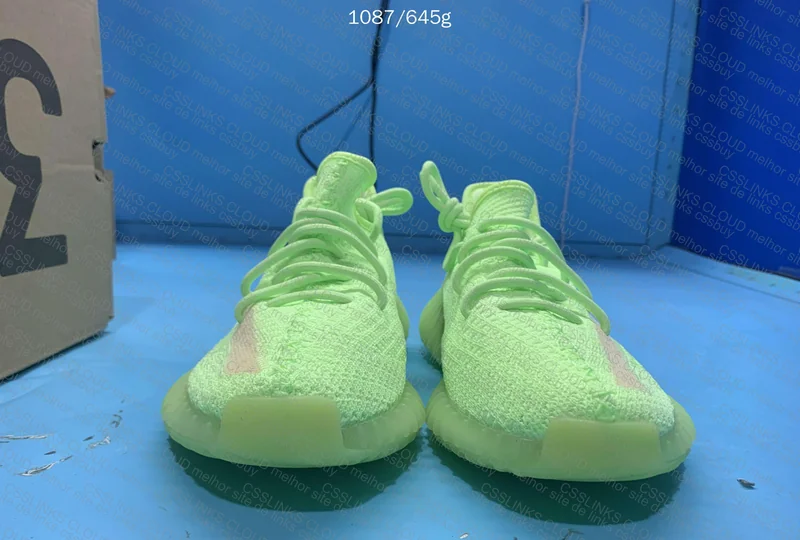Yeezy 350 v2 3
