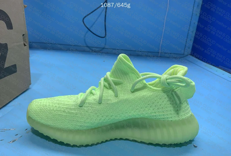 Yeezy 350 v2 5