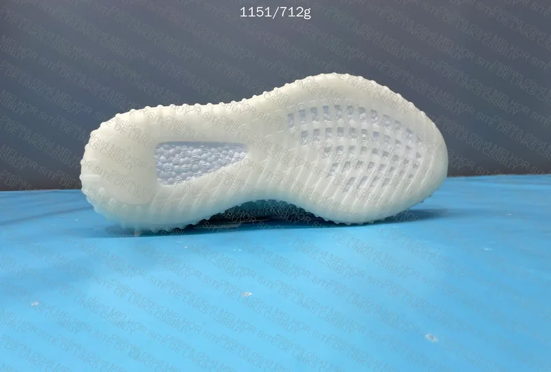 Yeezy 350 v2 5