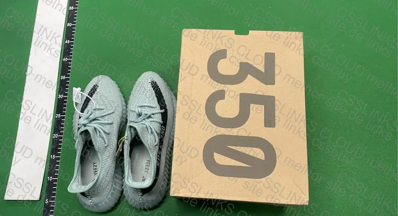 Yeezy 350 v2 2
