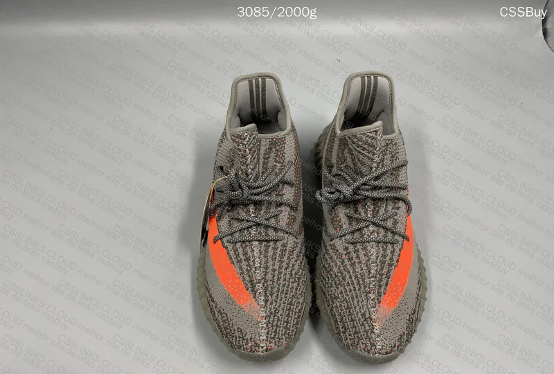 Yeezy 350 V2 | 2 for 130y