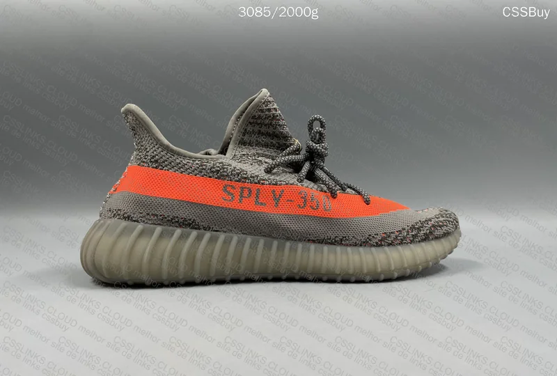 Yeezy 350 V2 | 2 for 130y 3