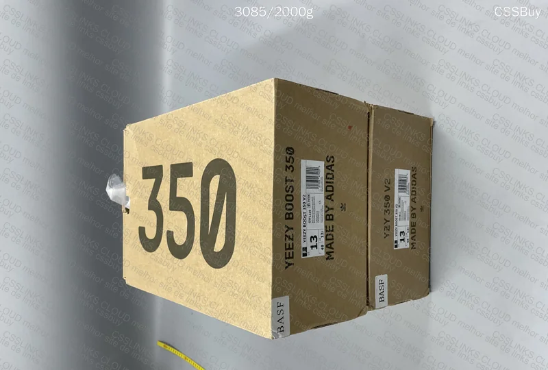 Yeezy 350 V2 | 2 for 130y 6