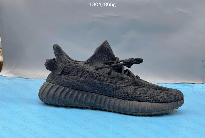 Yeezy 350 V2 - 29y 4