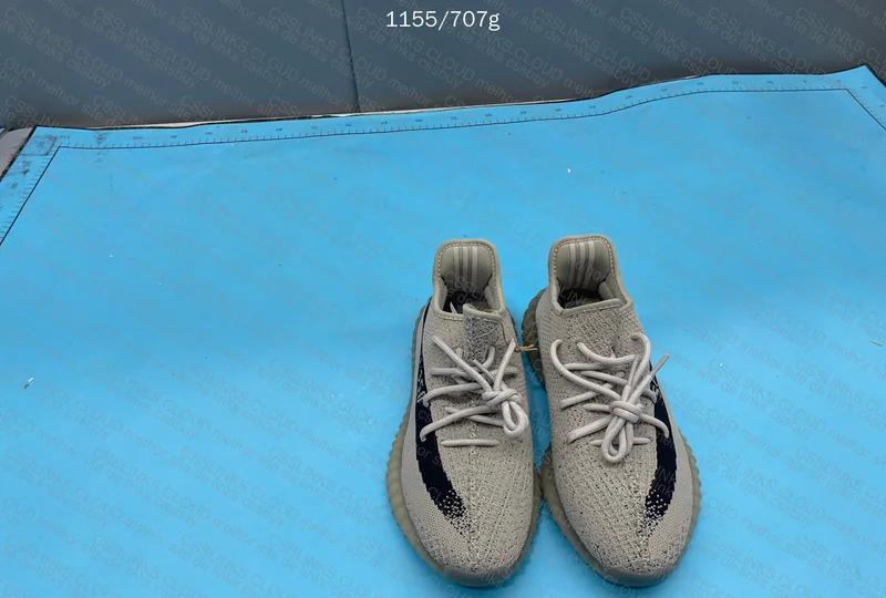 Yeezy 350 V2 49y+10y