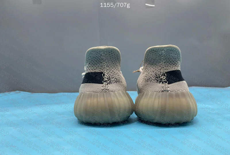 Yeezy 350 V2 49y+10y 4