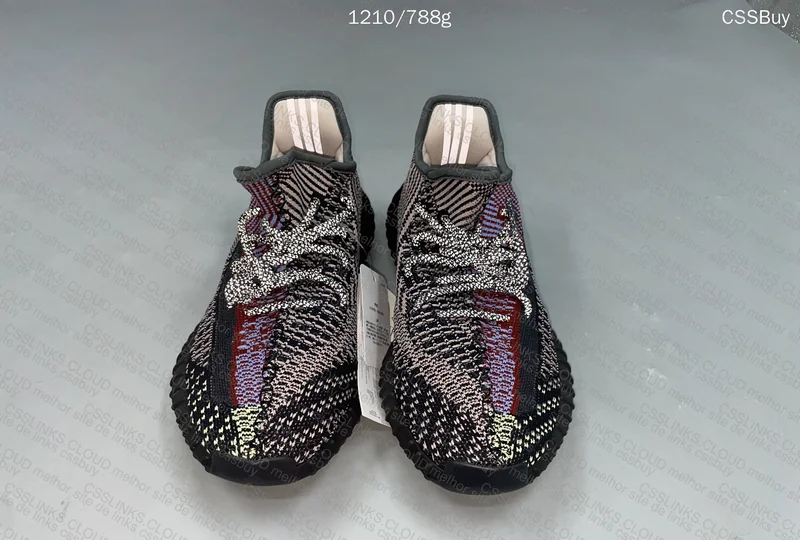 Yeezy 350 v2 99Y