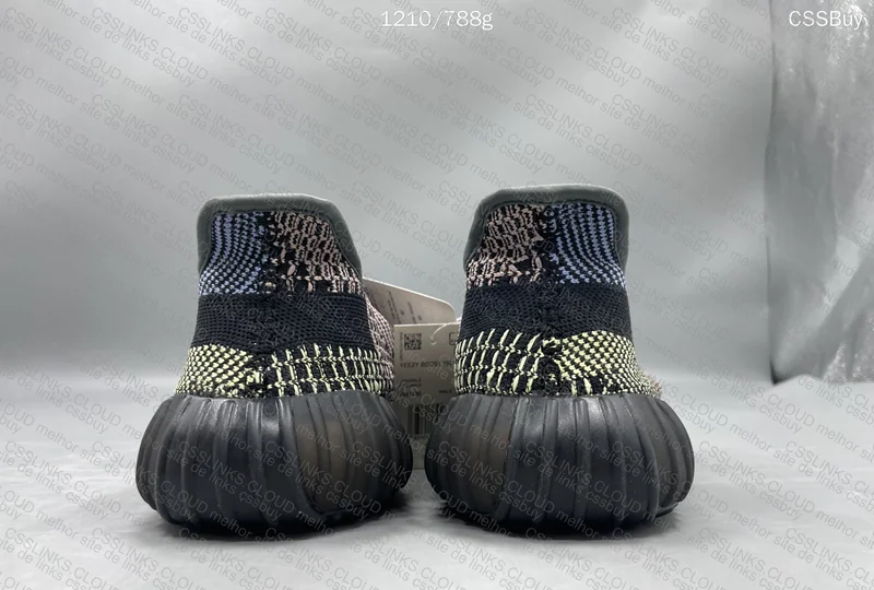 Yeezy 350 v2 99Y 2