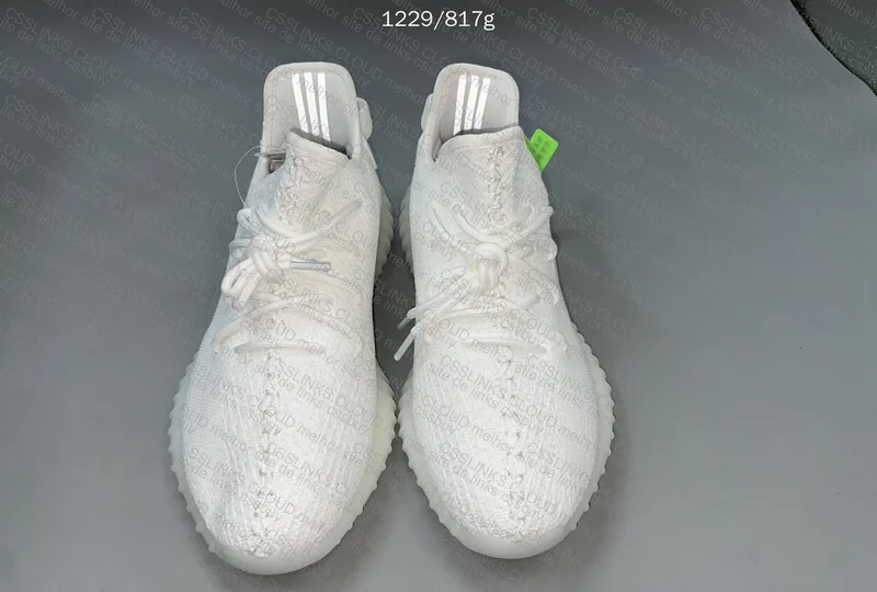 Yeezy 350 v2 (Ajuda)